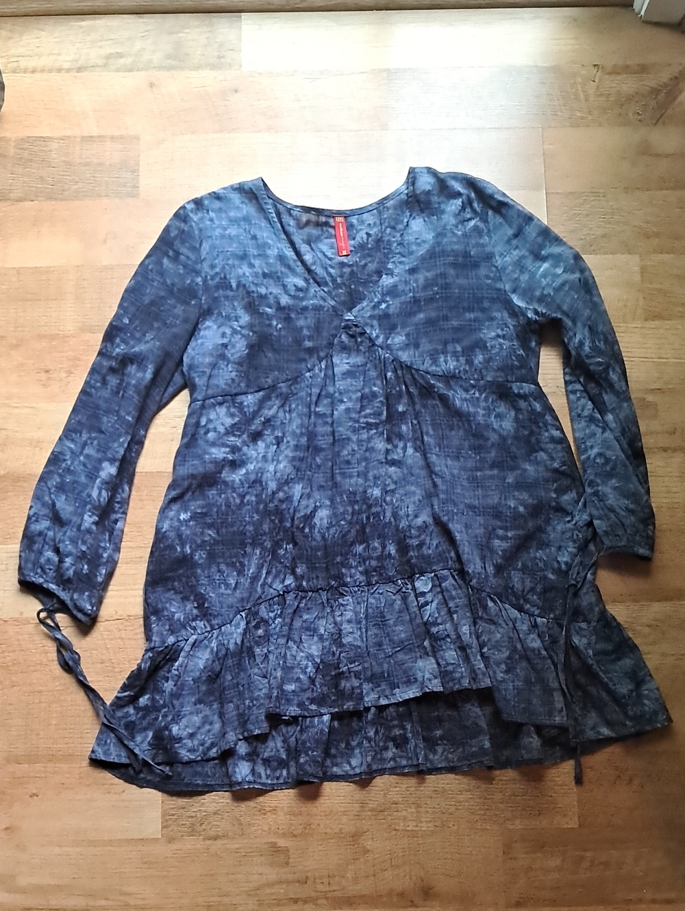 Urban Mangoz Women’s Blue Tie-Dye V-Neck Ruffle Tunic Top